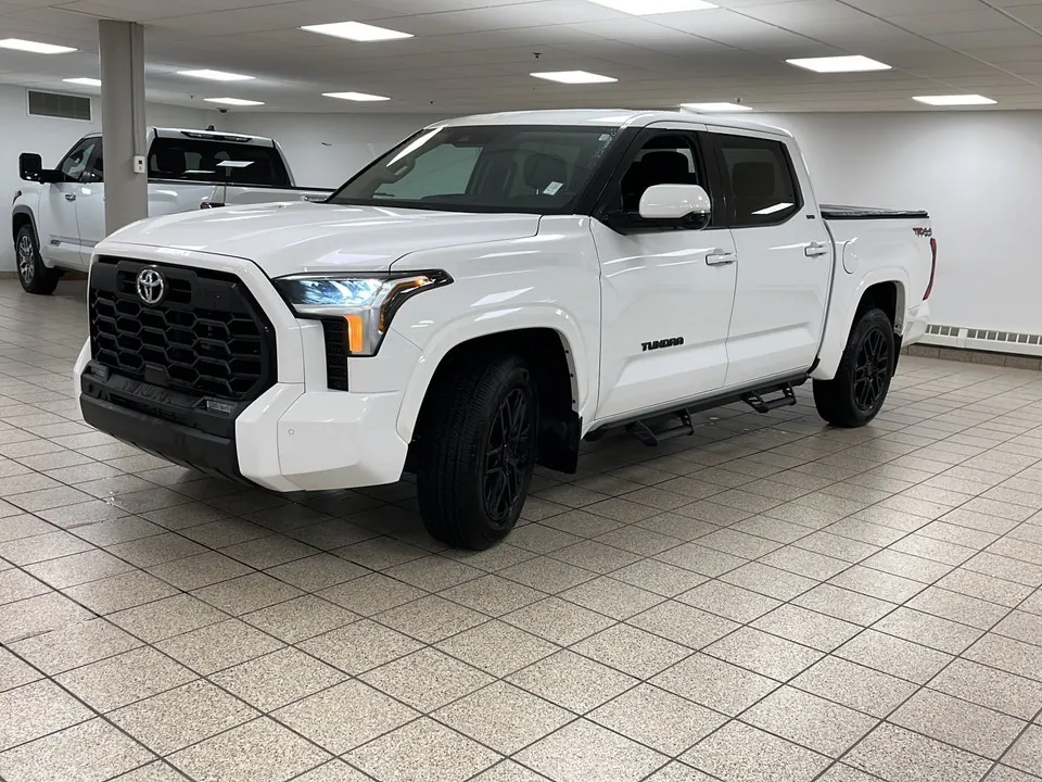 Toyota Tundra 2023 photo 2