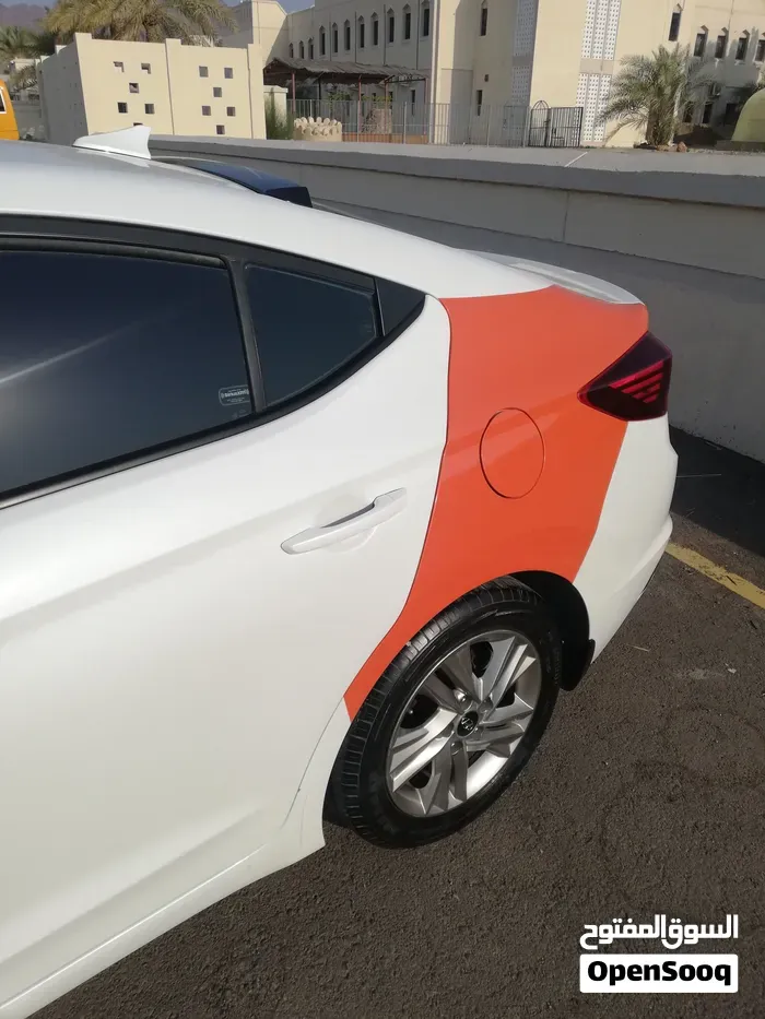 Hyundai Elantra 2020 photo 3