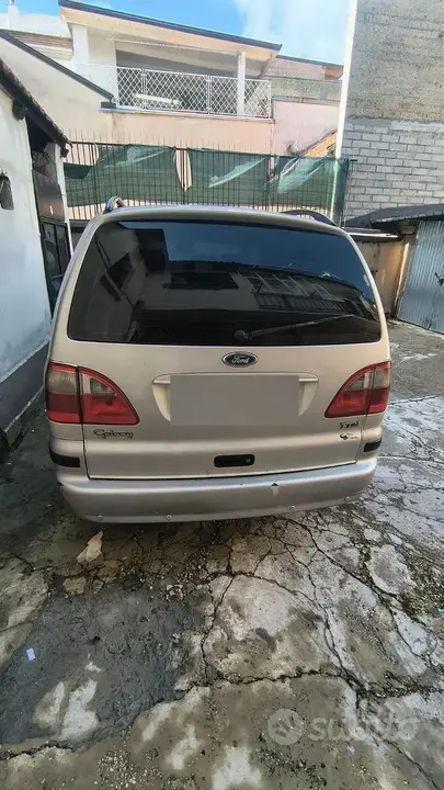Ford Galaxy