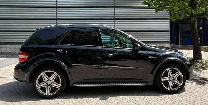 Mercedes-Benz Ml Class 2011 photo 2