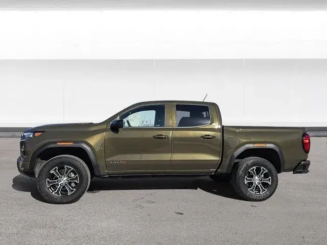 GMC Canyon 2024 photo 3