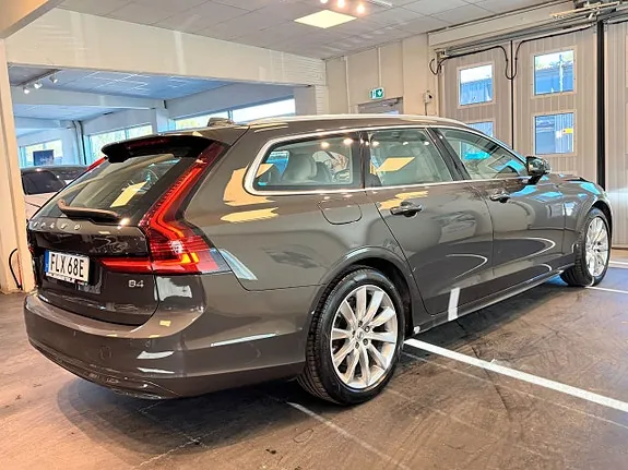 Volvo V90 2021 photo 4