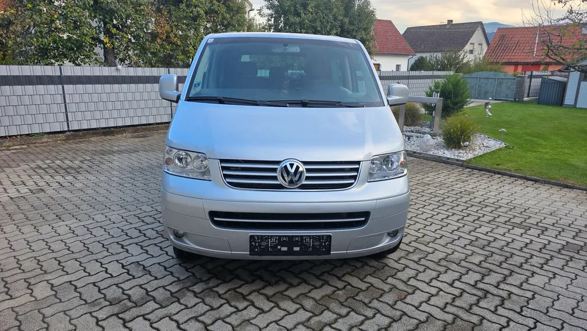 Volkswagen T5 2006 photo 3