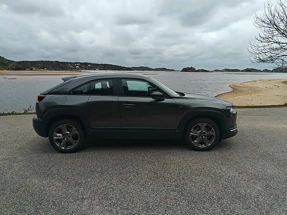 Mazda Mx-30 2023 photo 3