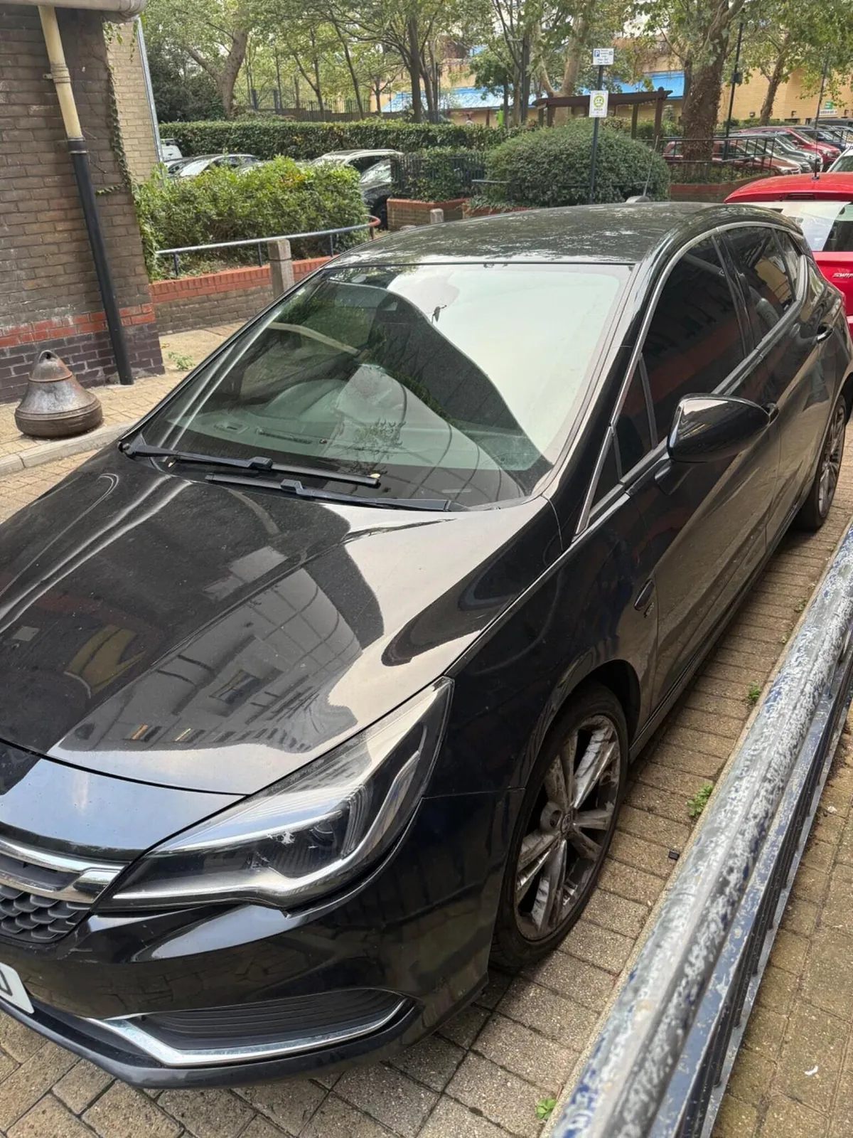 Vauxhall Astra 2017 photo 2