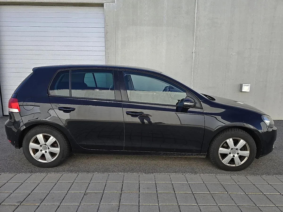 Volkswagen Golf 2009 photo 3