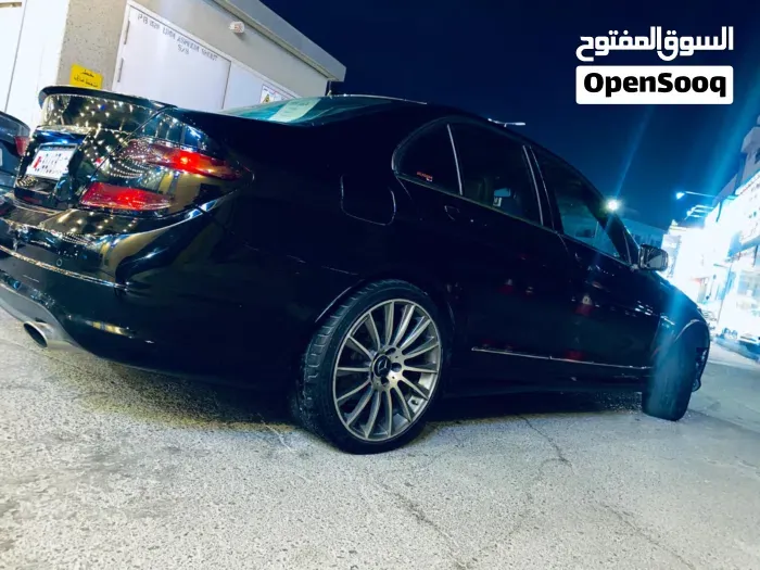 Mercedes-Benz C300
