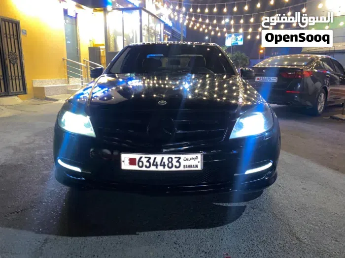 Mercedes-Benz C300 2011 photo 3