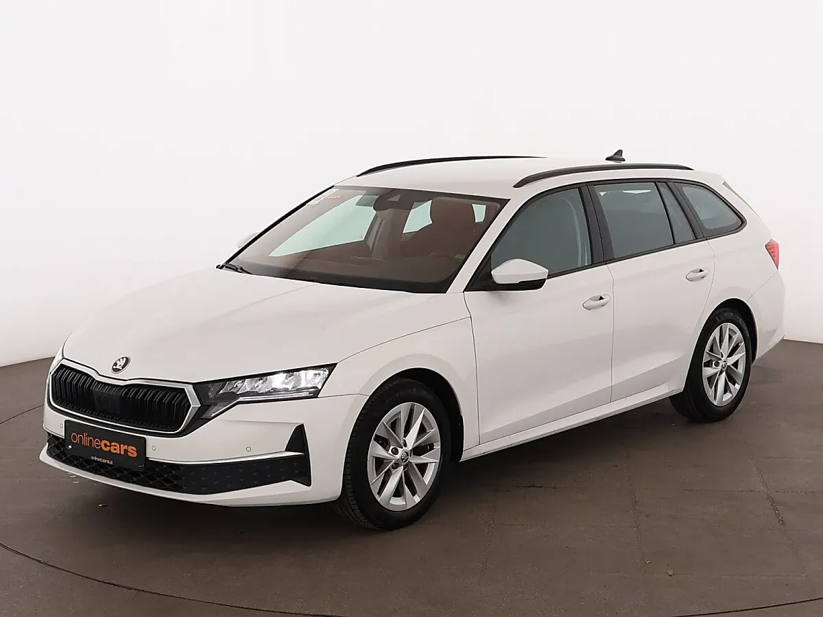 Skoda Octavia 2024 photo 2