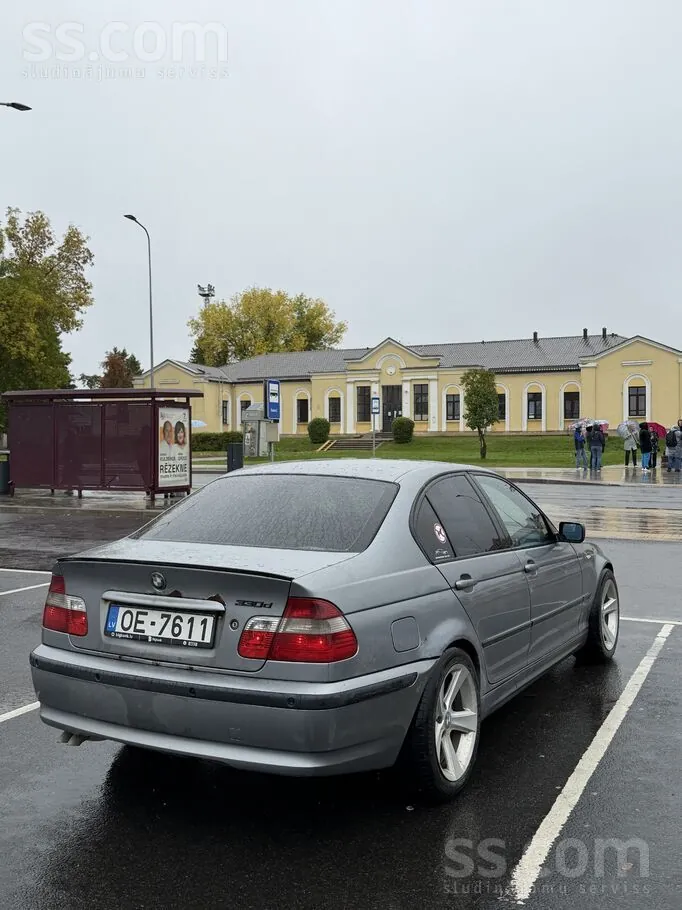 BMW E46 2004 photo 3