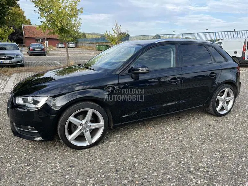 Audi A3 2013 photo 2