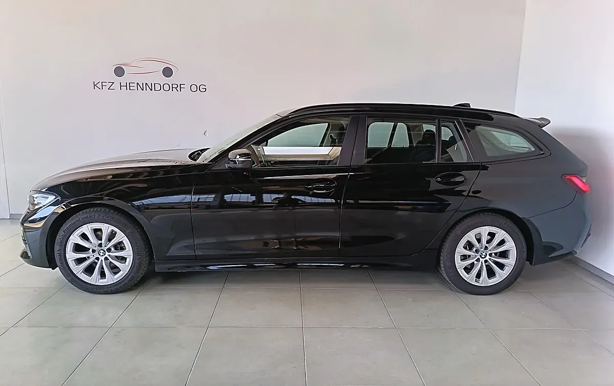 BMW 3 Series 2020 photo 3