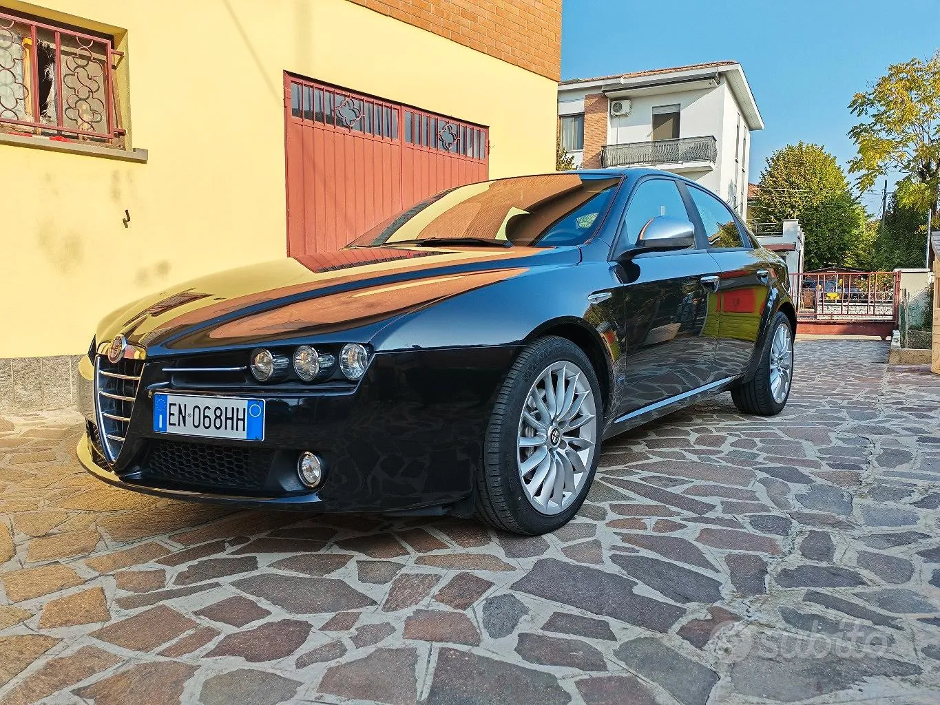 Alfa Romeo 159 2012 photo 2