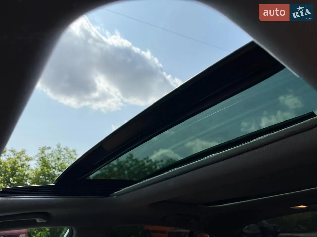 Kia Optima 2012 photo 2