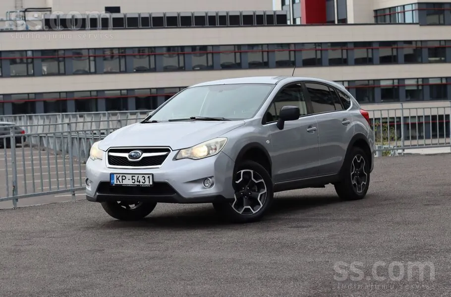 Subaru Xv 2012 photo 3
