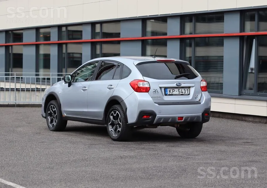 Subaru Xv 2012 photo 4