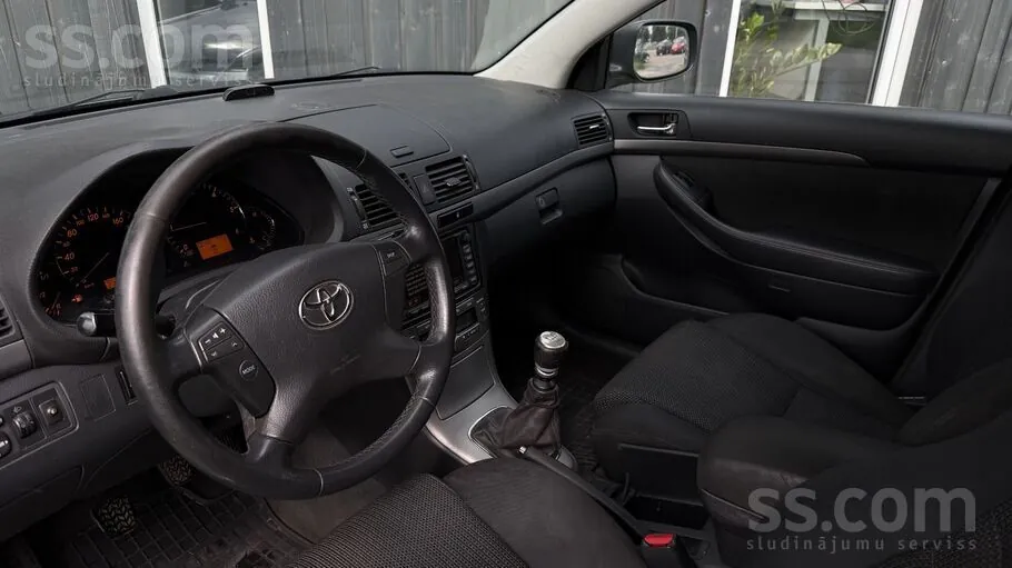 Toyota Avensis 2009 photo 5