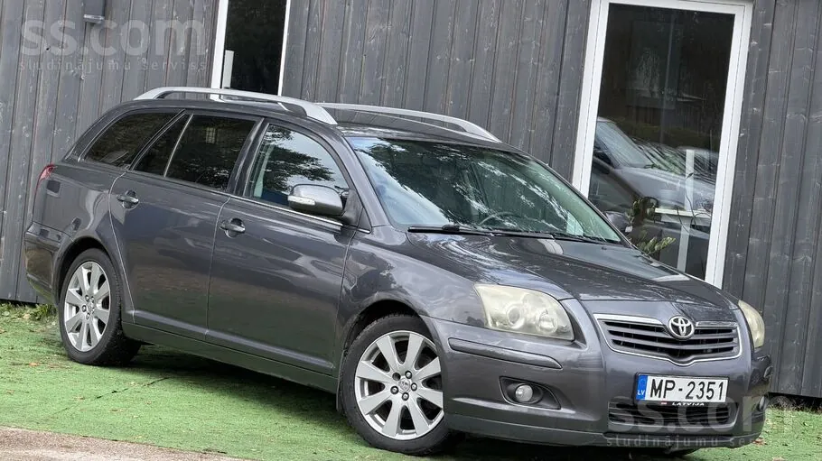 Toyota Avensis 2009 photo 2