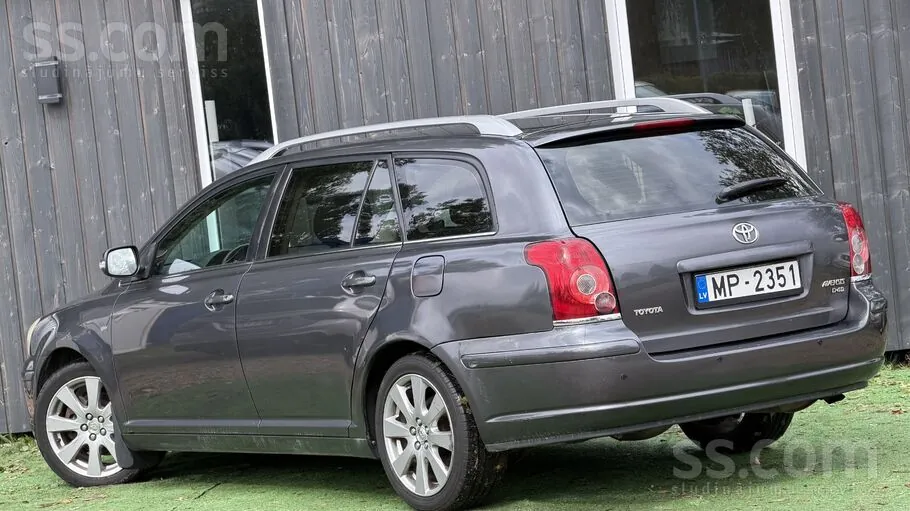 Toyota Avensis 2009 photo 3