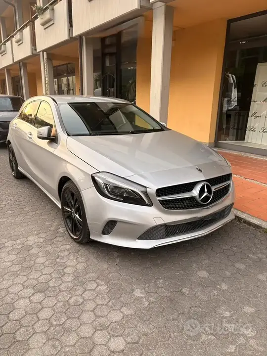 Mercedes-Benz A 2018 photo 3