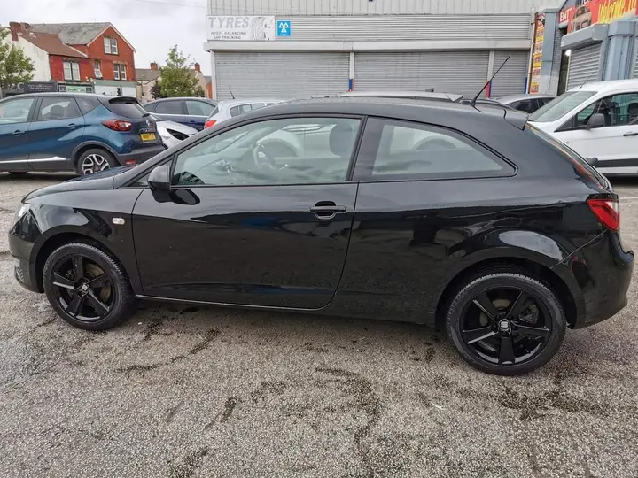 Seat Ibiza 2017 photo 4