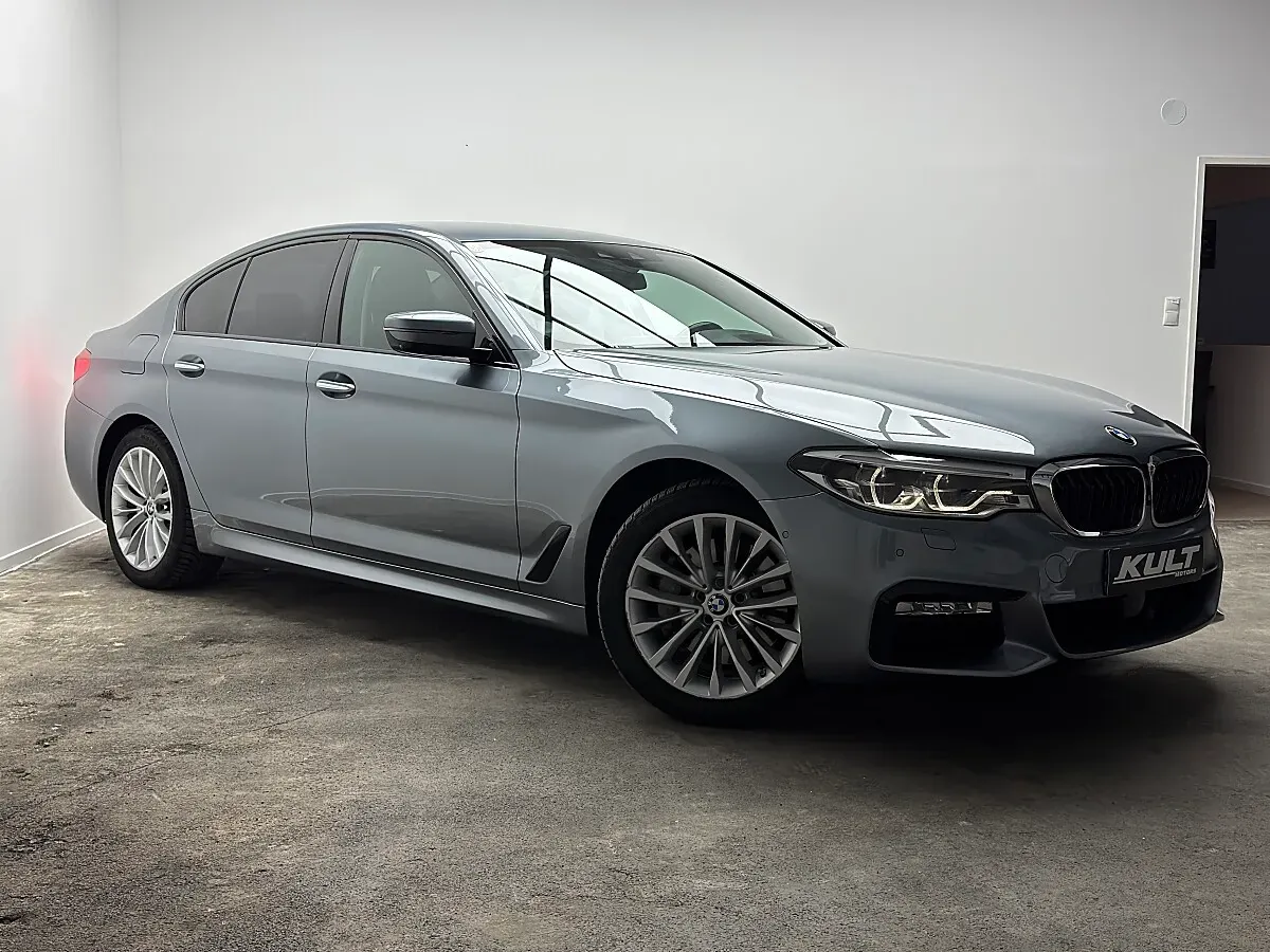 BMW 5 Series 2017 photo 3