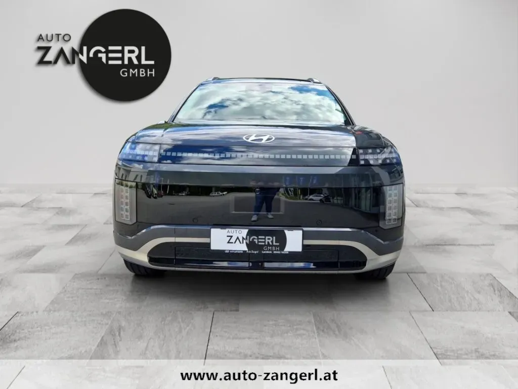 Hyundai Ioniq 9 2025 photo 2
