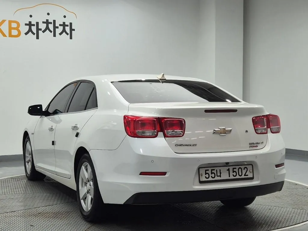 Chevrolet Malibu 2013 photo 2