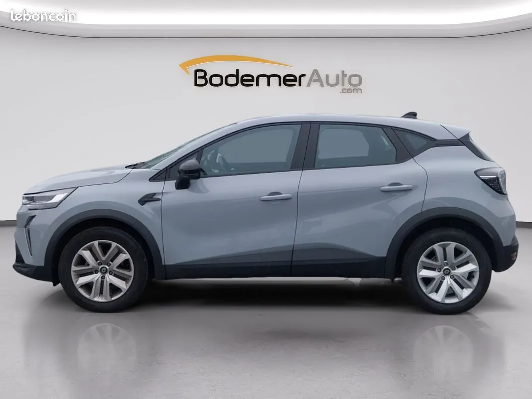 Renault Captur 2024 photo 2