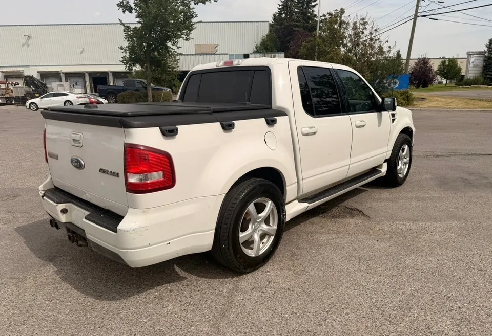 Ford Explorer Sport Trac 2009 photo 2