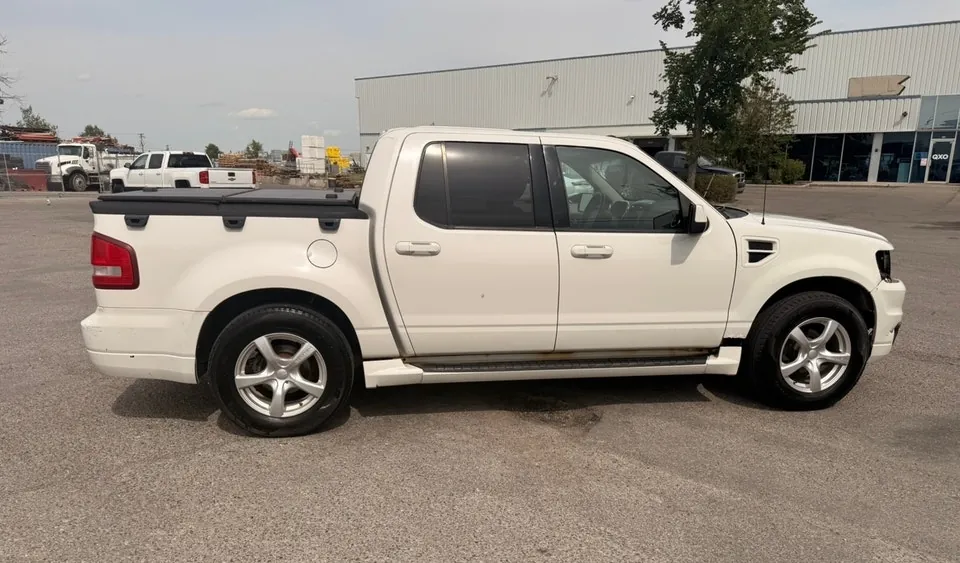 Ford Explorer Sport Trac 2009 photo 3