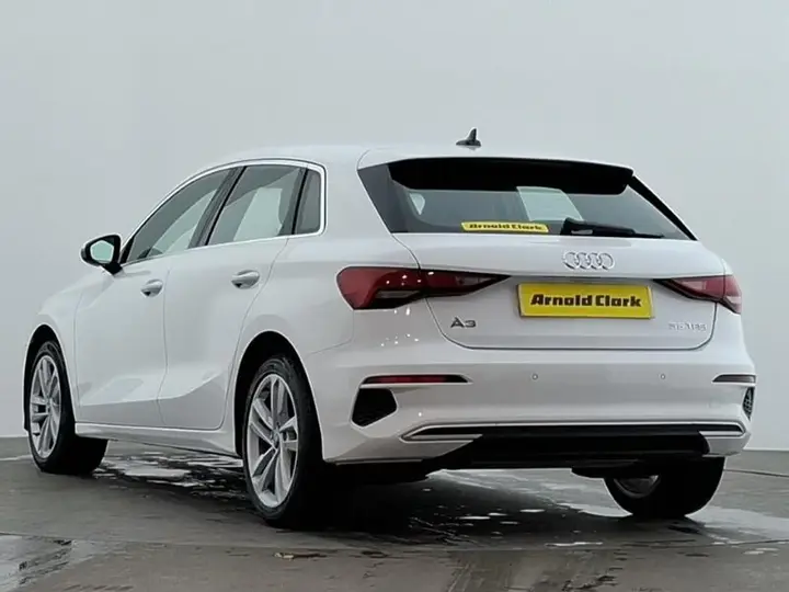 Audi A3 2022 photo 2