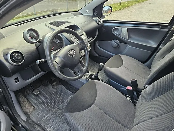 Toyota Aygo 2008 photo 5