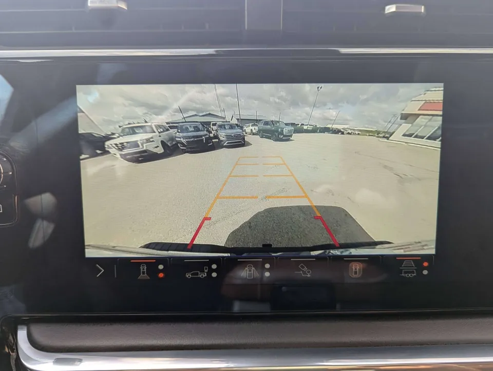 GMC Sierra 3500Hd 2024 photo 3