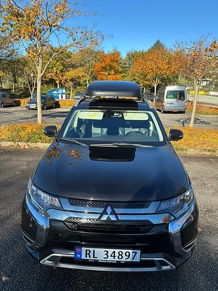 Mitsubishi Outlander 2019 photo 2