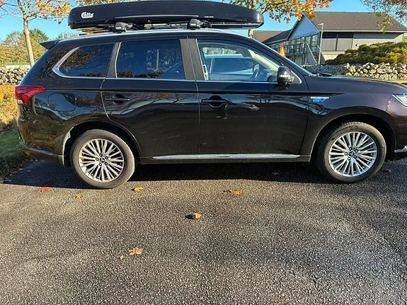 Mitsubishi Outlander 2019 photo 3
