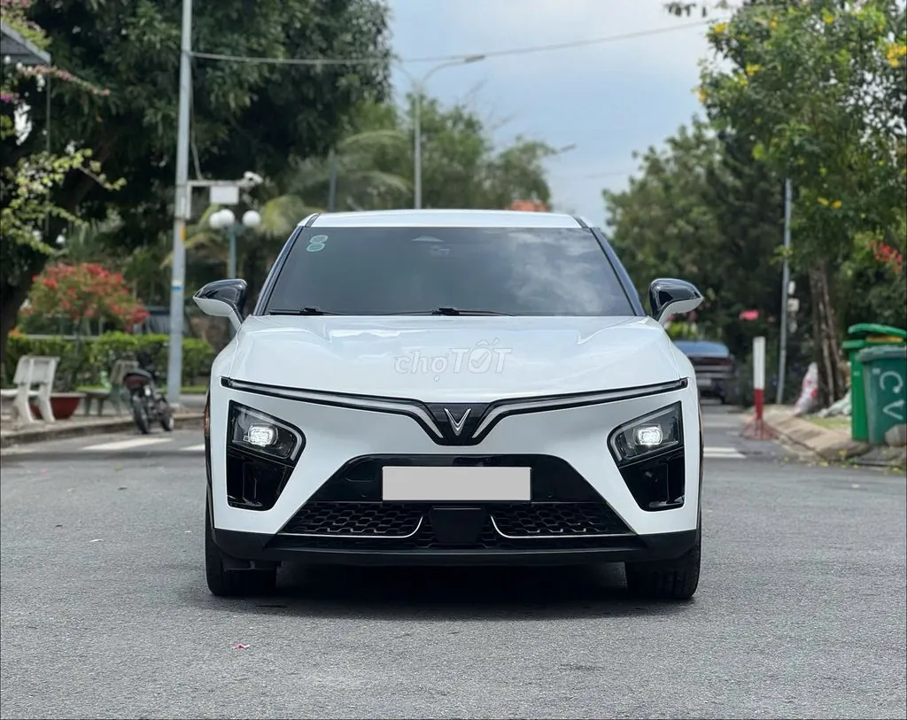 Vinfast Vf7