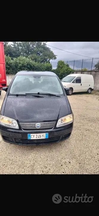 Fiat Idea 2005 photo 2