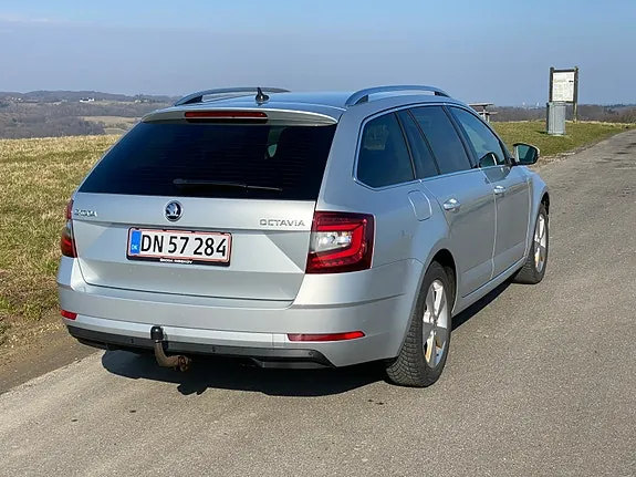 Skoda Octavia 2019 photo 4