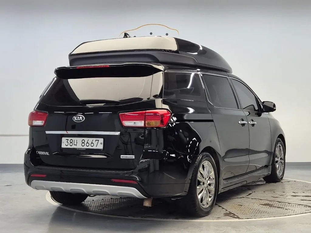 Kia Carnival 2018 photo 3