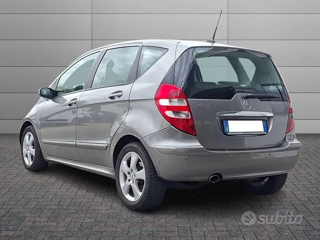 Mercedes-Benz A 2006 photo 2
