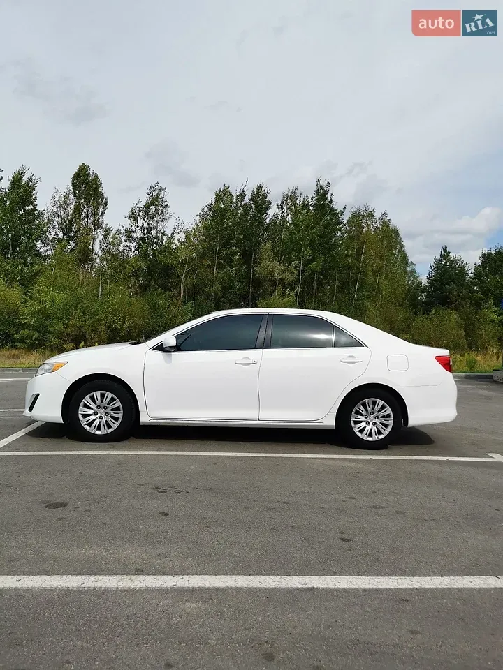 Toyota Camry 2012 photo 2