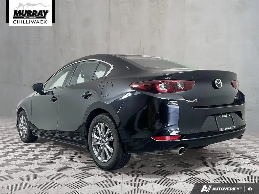 Mazda 3 2025 photo 4