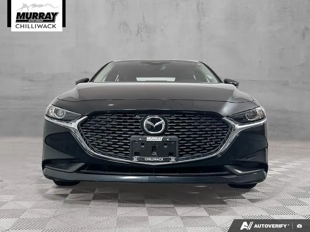 Mazda 3 2025 photo 2