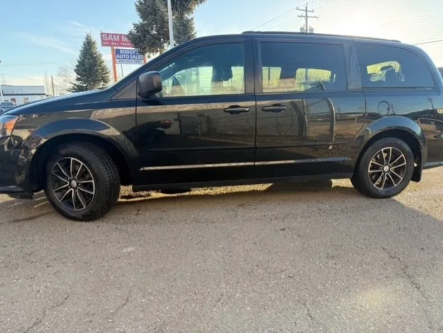 Dodge Grand Caravan 2016 photo 2