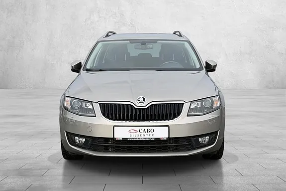 Skoda Octavia 2015 photo 2