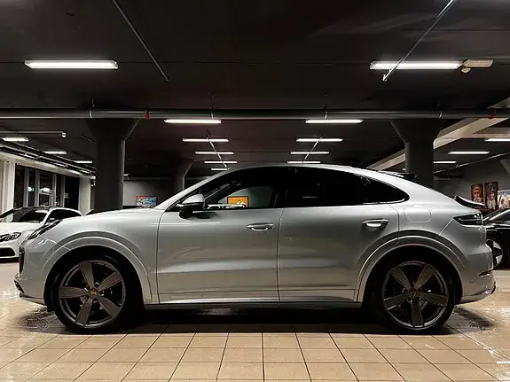 Porsche Cayenne 2020 photo 2
