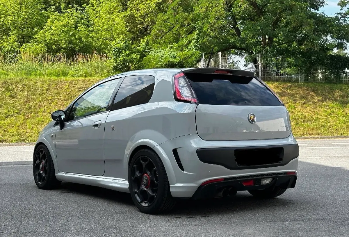 Abarth Punto Evo 2011 photo 3