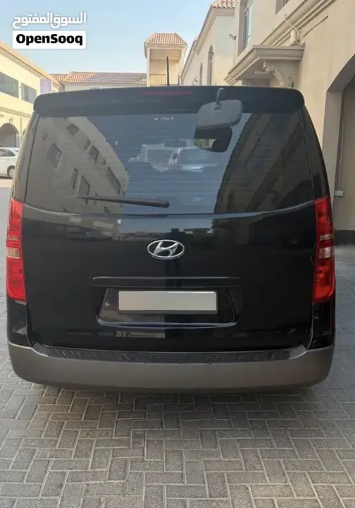 Hyundai H1 2019 photo 2