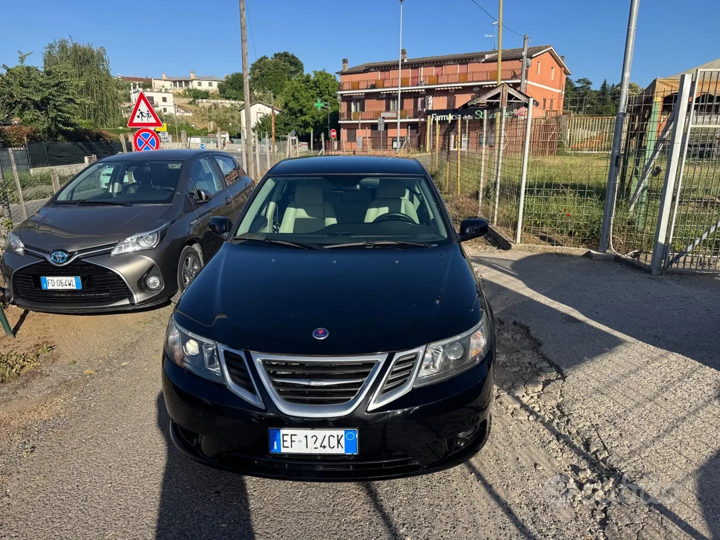 Saab 9-3 2010 photo 2